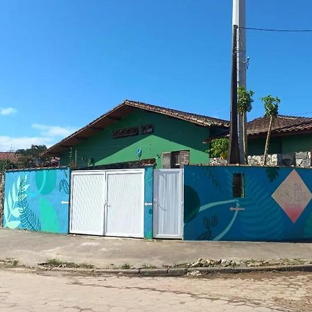 Kambô Surf House Hostel Ubatuba Ngoại thất bức ảnh