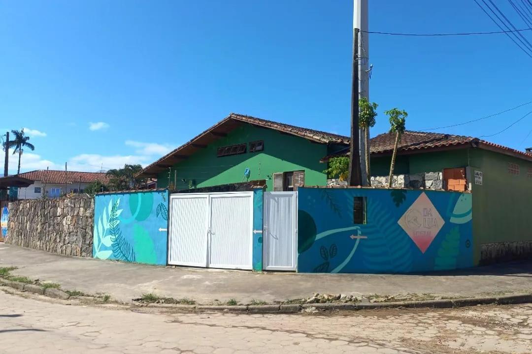 Kambô Surf House Hostel Ubatuba Ngoại thất bức ảnh