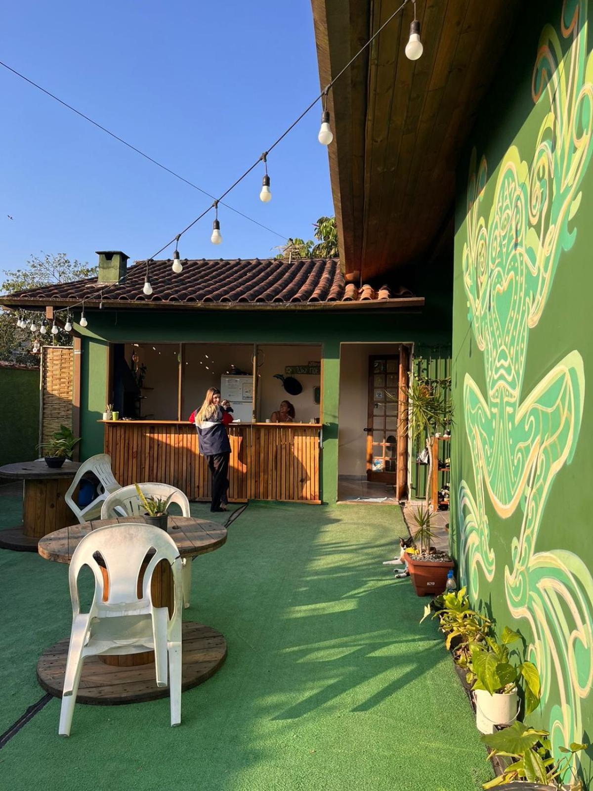 Kambô Surf House Hostel Ubatuba Ngoại thất bức ảnh