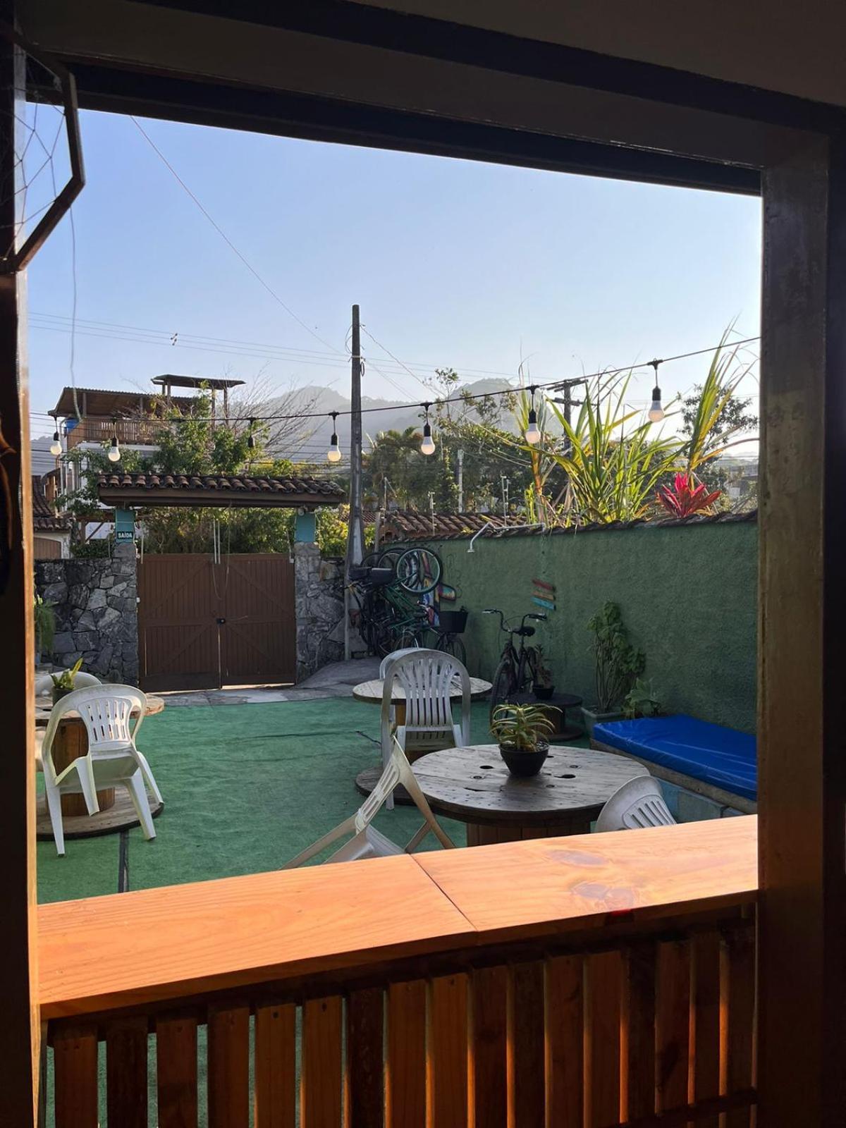 Kambô Surf House Hostel Ubatuba Ngoại thất bức ảnh