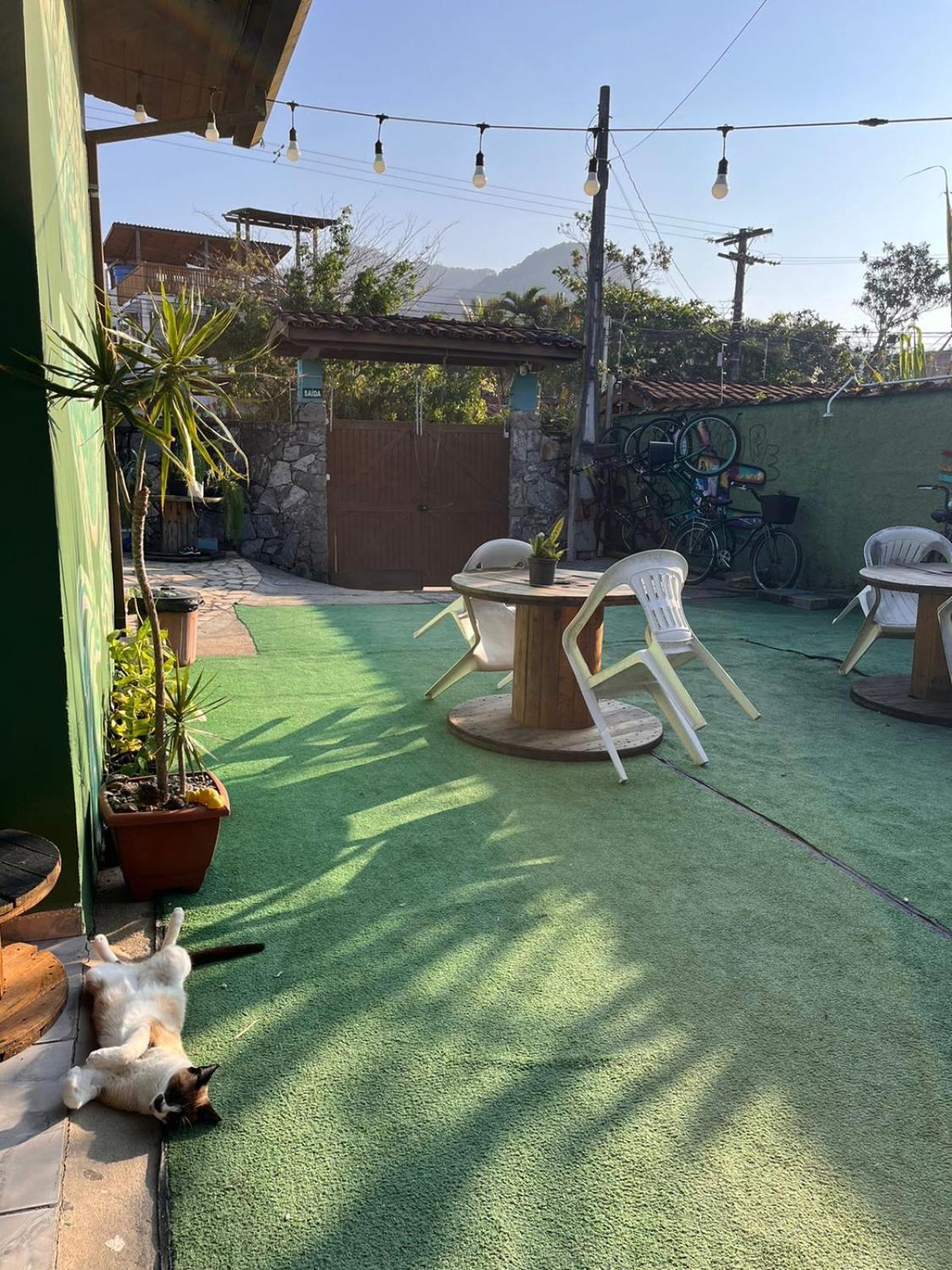 Kambô Surf House Hostel Ubatuba Ngoại thất bức ảnh