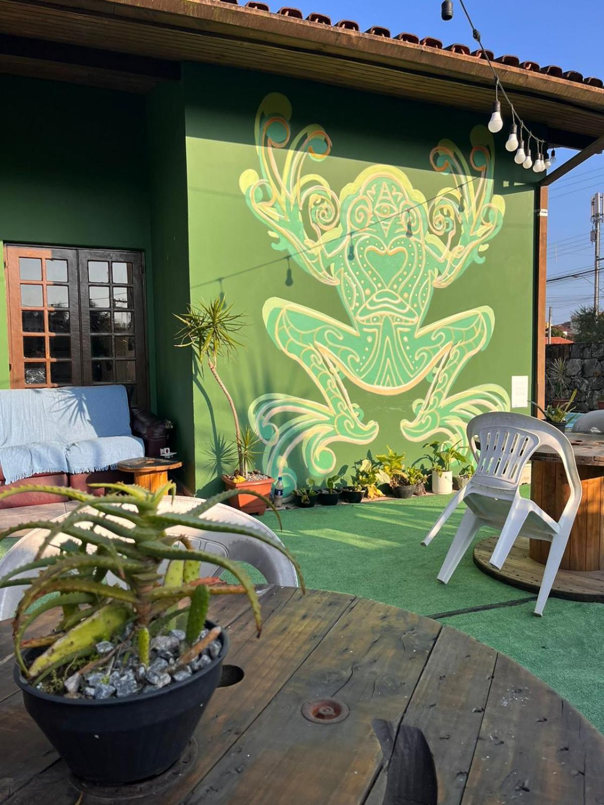 Kambô Surf House Hostel Ubatuba Ngoại thất bức ảnh