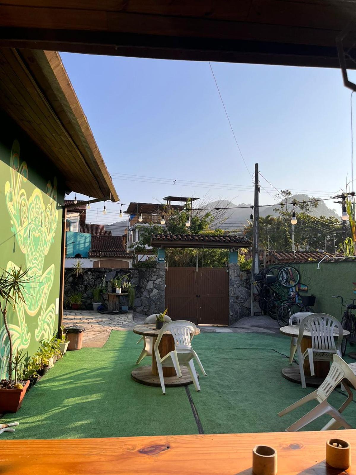 Kambô Surf House Hostel Ubatuba Ngoại thất bức ảnh
