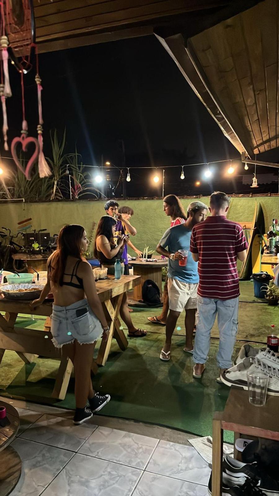 Kambô Surf House Hostel Ubatuba Ngoại thất bức ảnh
