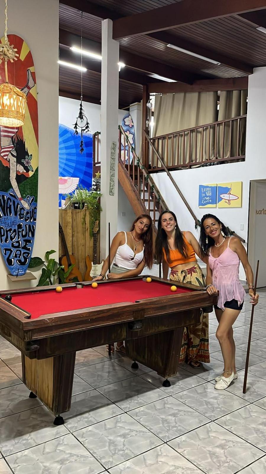 Kambô Surf House Hostel Ubatuba Ngoại thất bức ảnh